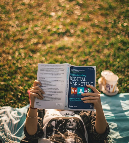 Marketing studieren im Online-Studium: Erfolgreich bleiben in einem dynamischen Berufsfeld